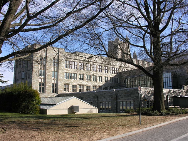普林斯顿大学里的学者最出名的大概是爱因斯坦了.