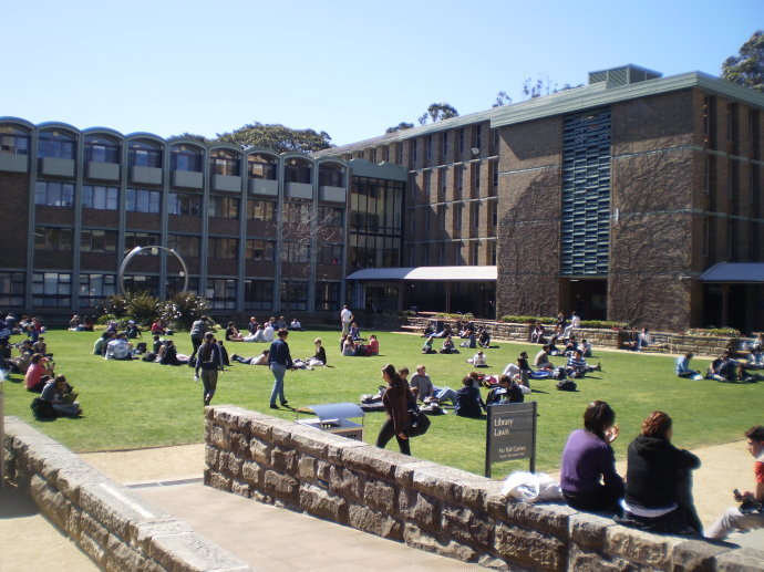 澳大利亚新南威尔士大学预科班特色