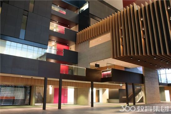 牛津布鲁克斯大学