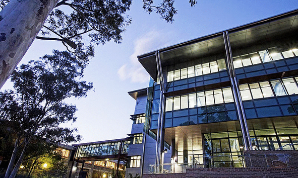 澳洲卧龙岗大学是一所年轻而富有潜力的综合性大学