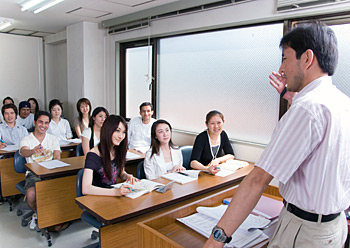 东京国际商务专门学校课程内容 - 留学360专题