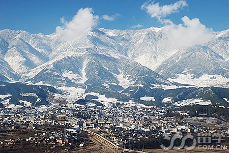 维西傈僳族自治县是云南省迪庆藏族自治州的下辖县之一,县境