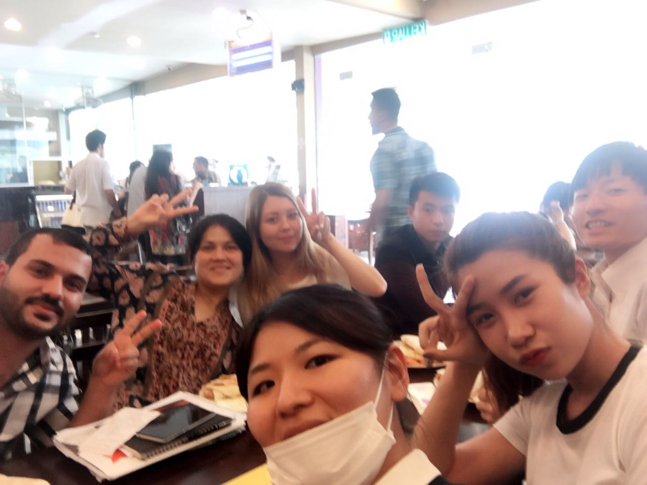 伟大母亲异国致电刘老师望给孩子寻得更好的教育,录取APU身处全英文环境学习优质课程