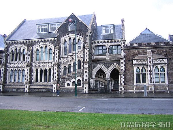 高中生申请爱尔兰留学途径及院校推荐 高中生申请爱尔兰留学途径及院校推荐