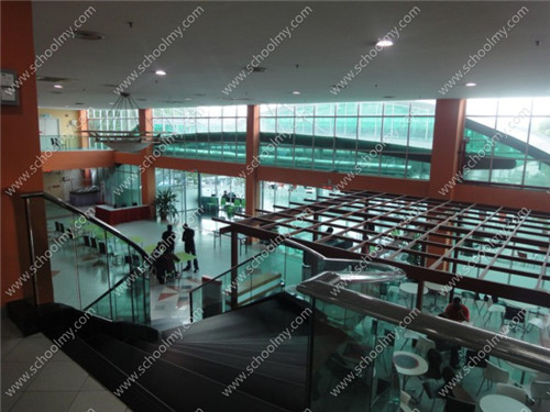思特雅大学入学条件有哪些
